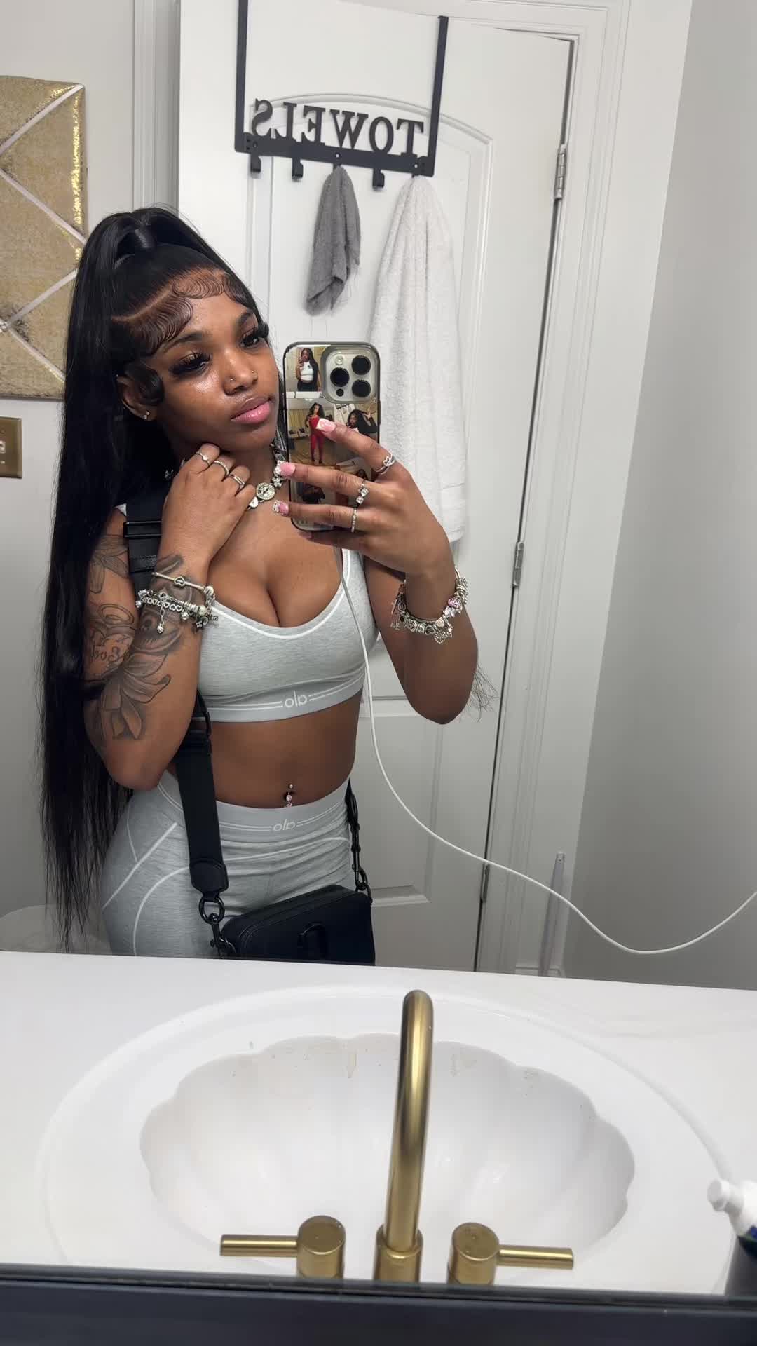 @alexiusrenae 🧟&zwj;♂️
