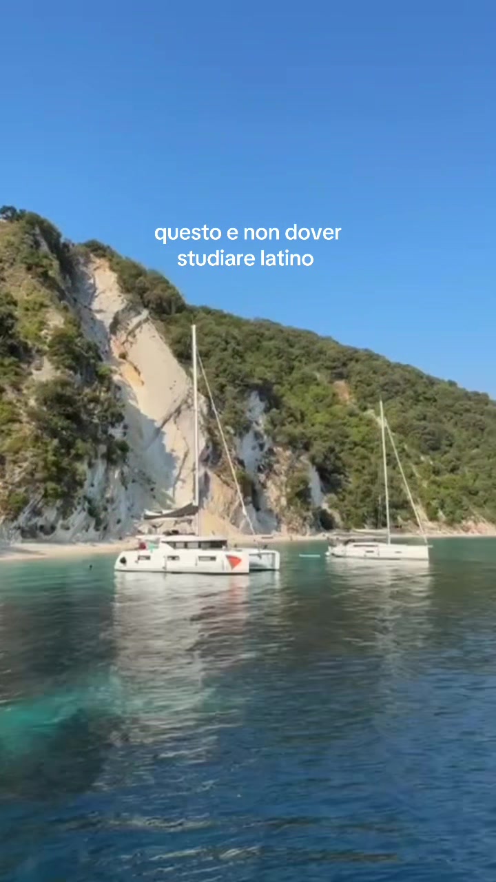 @ελε ε λαλλα🎀🏛️