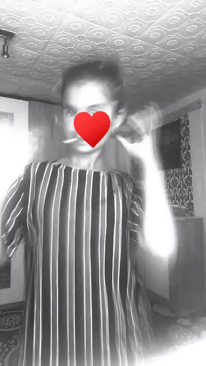 @julka🦋itz 💖yonnz🤍🖤šhee