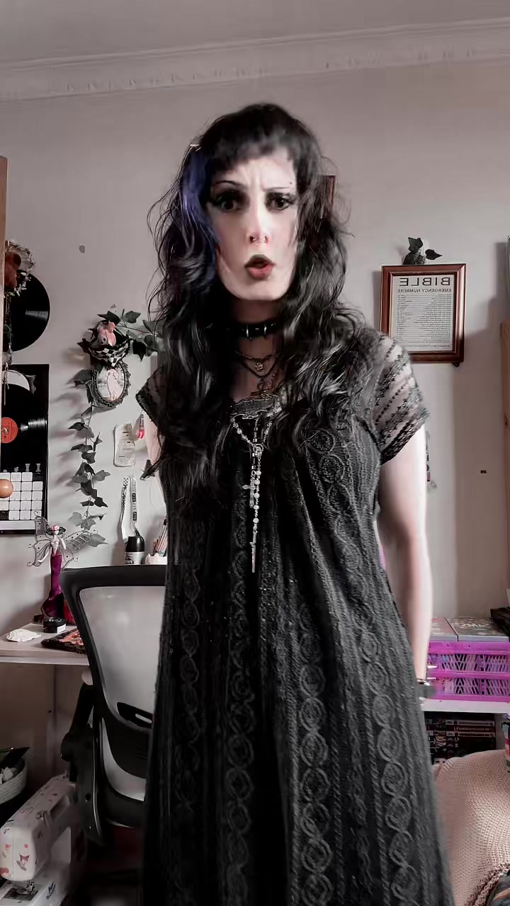 @ᴀʟᴇx☥