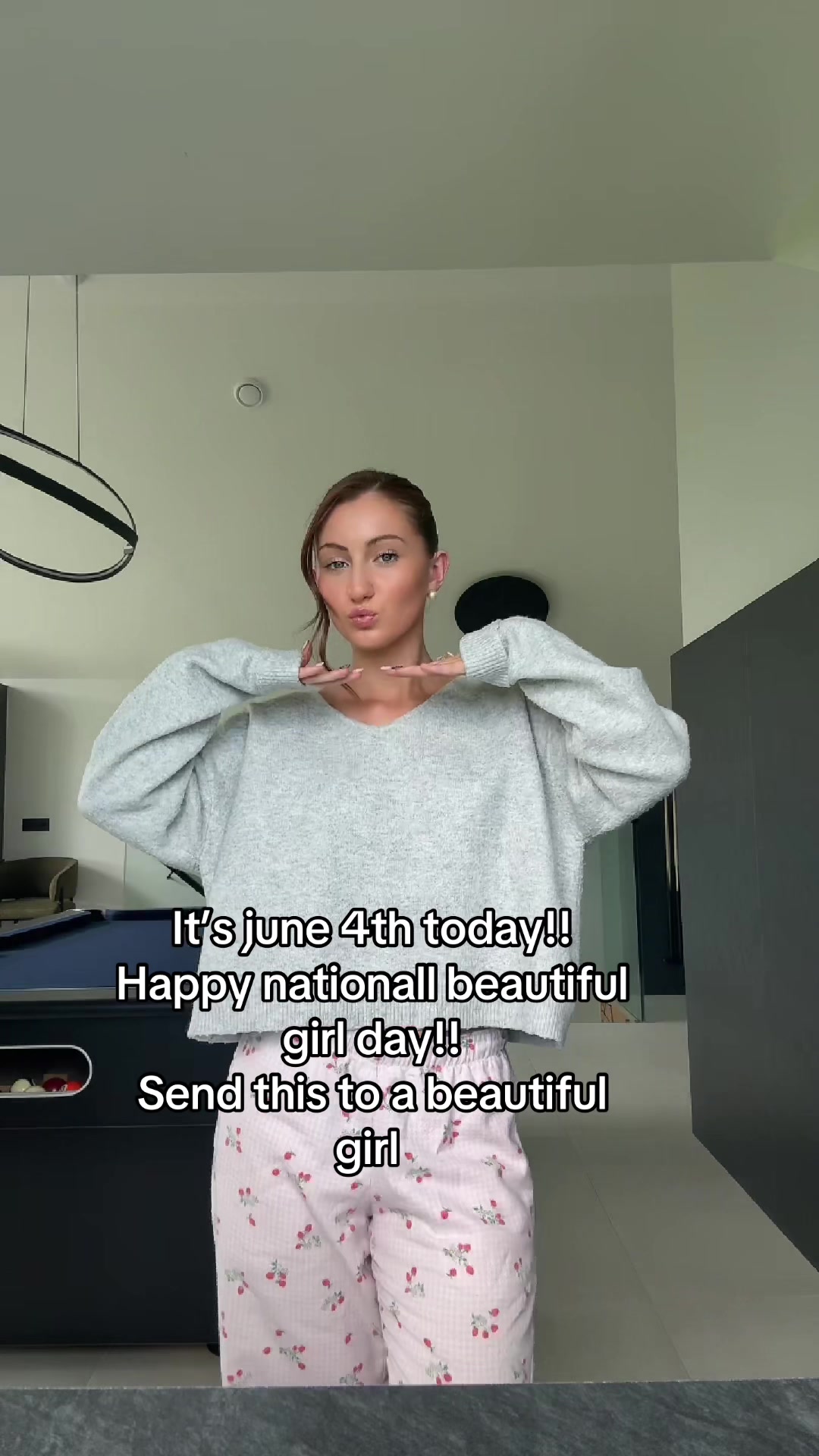 @thesimp5onsisters