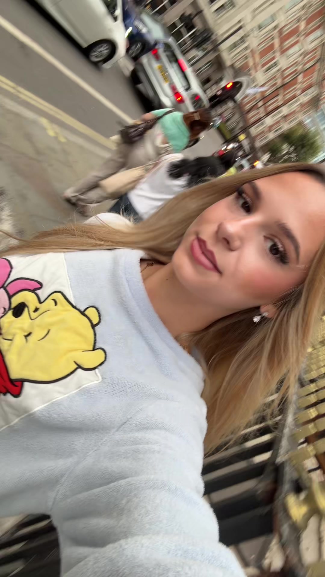 @98%