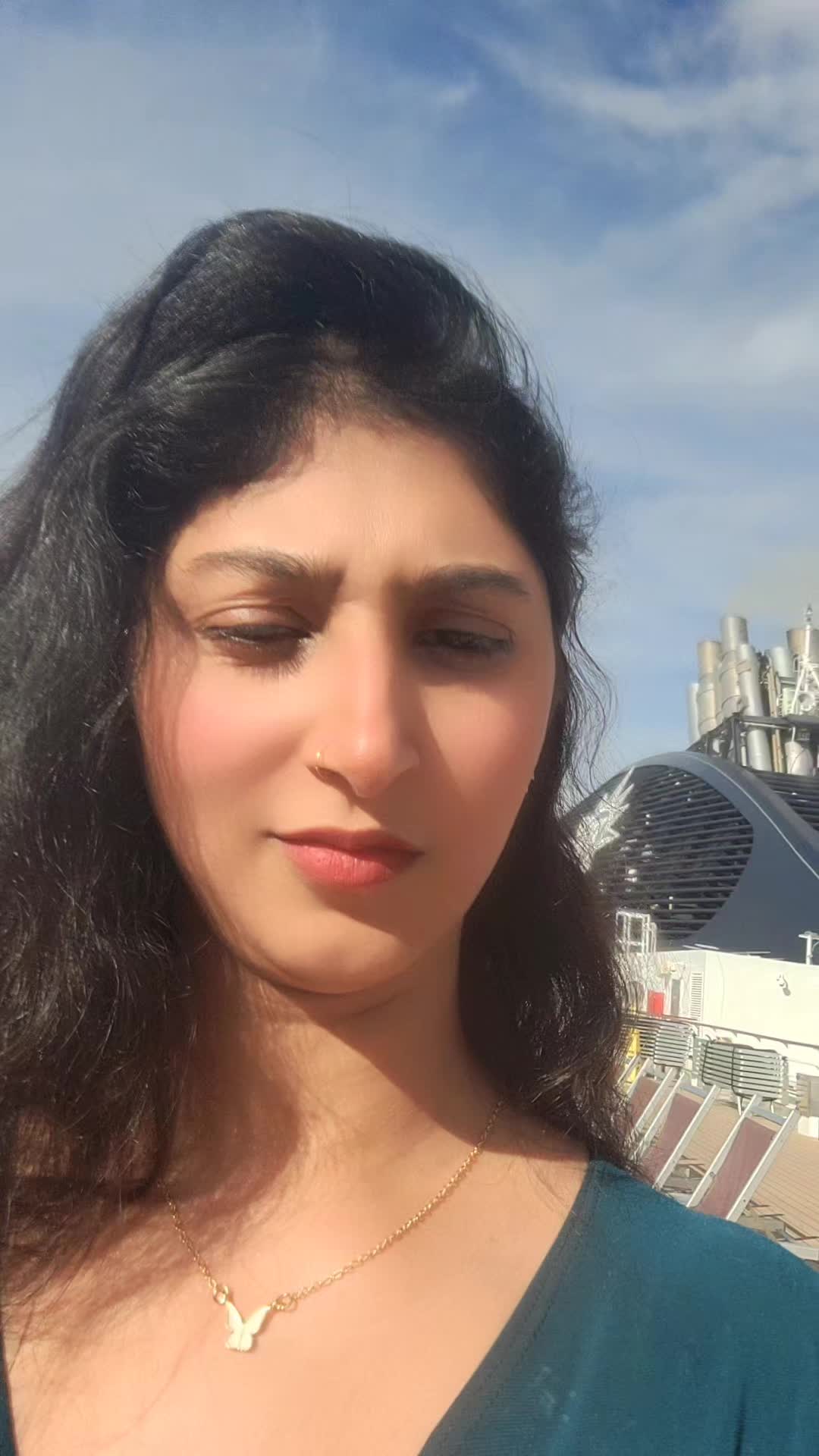 @Afsha Da Queen 🇵🇰❤️ 🇺🇸