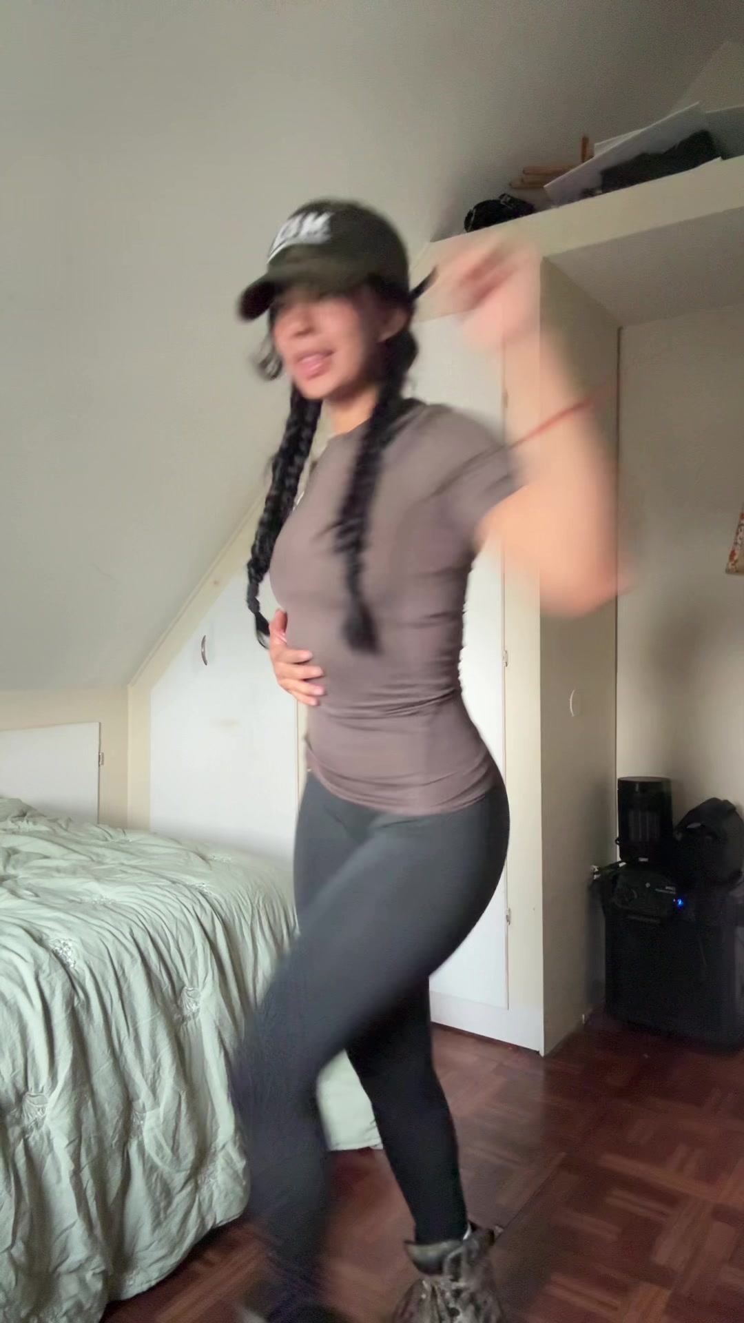 @thefarawayfan