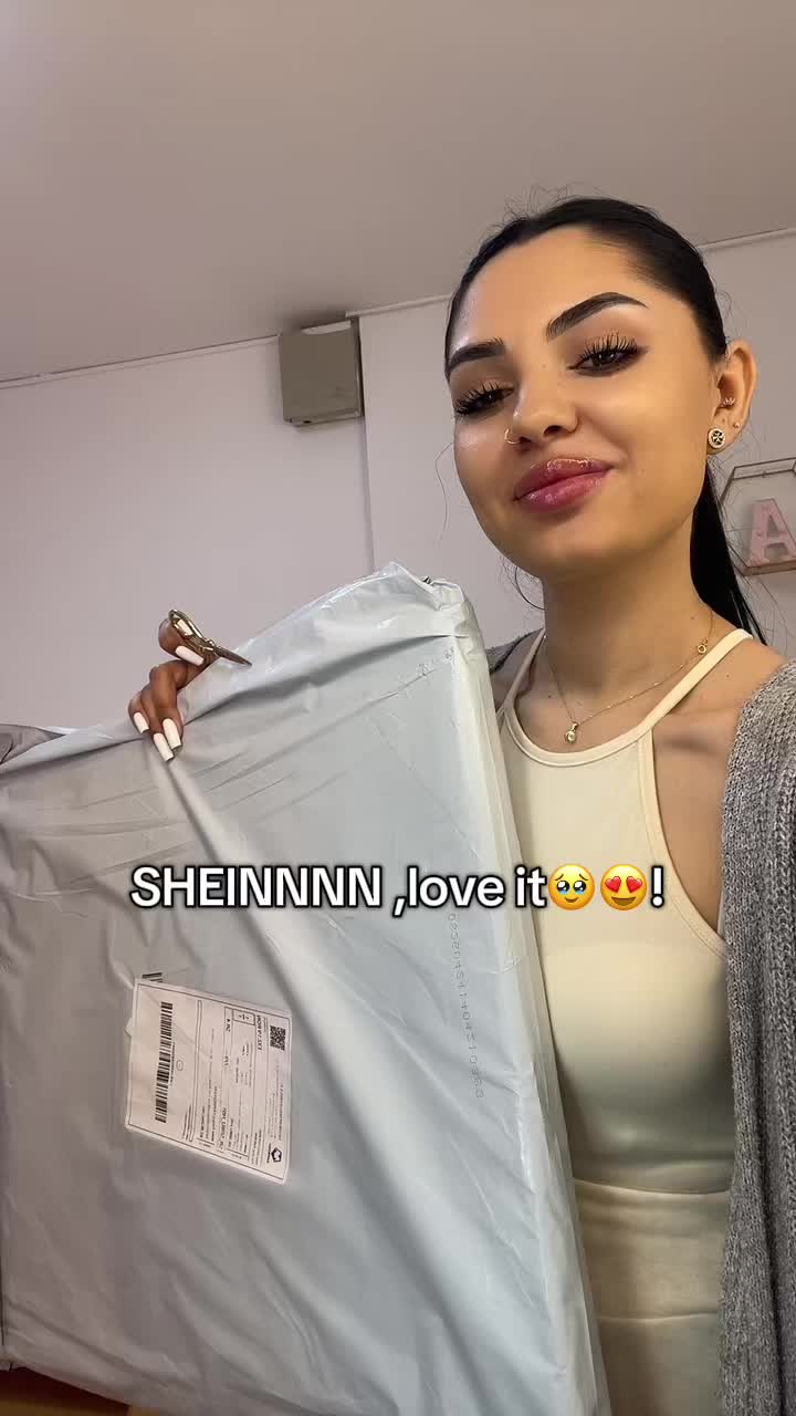 @Alina F. Yonella