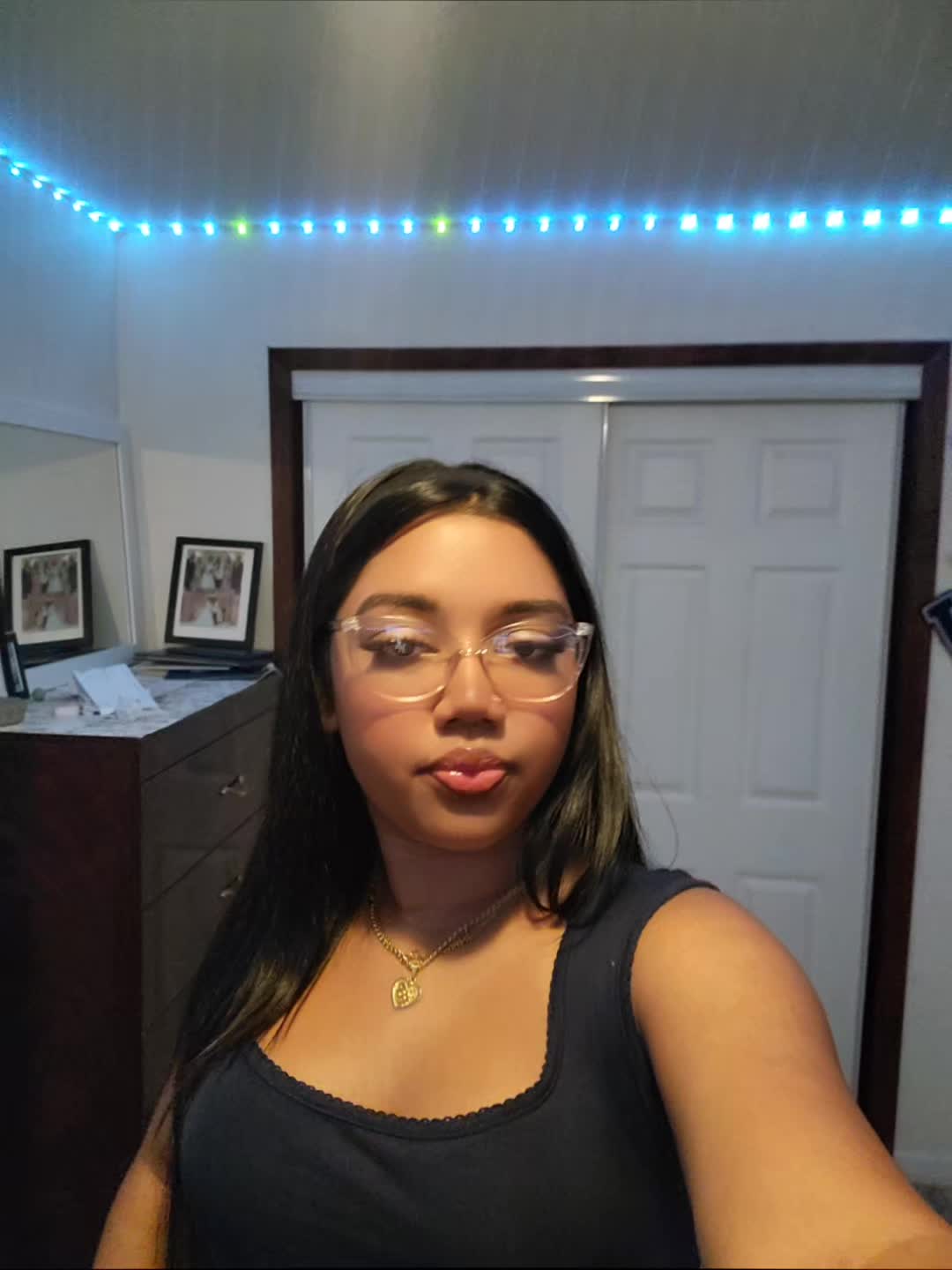 @justhanna