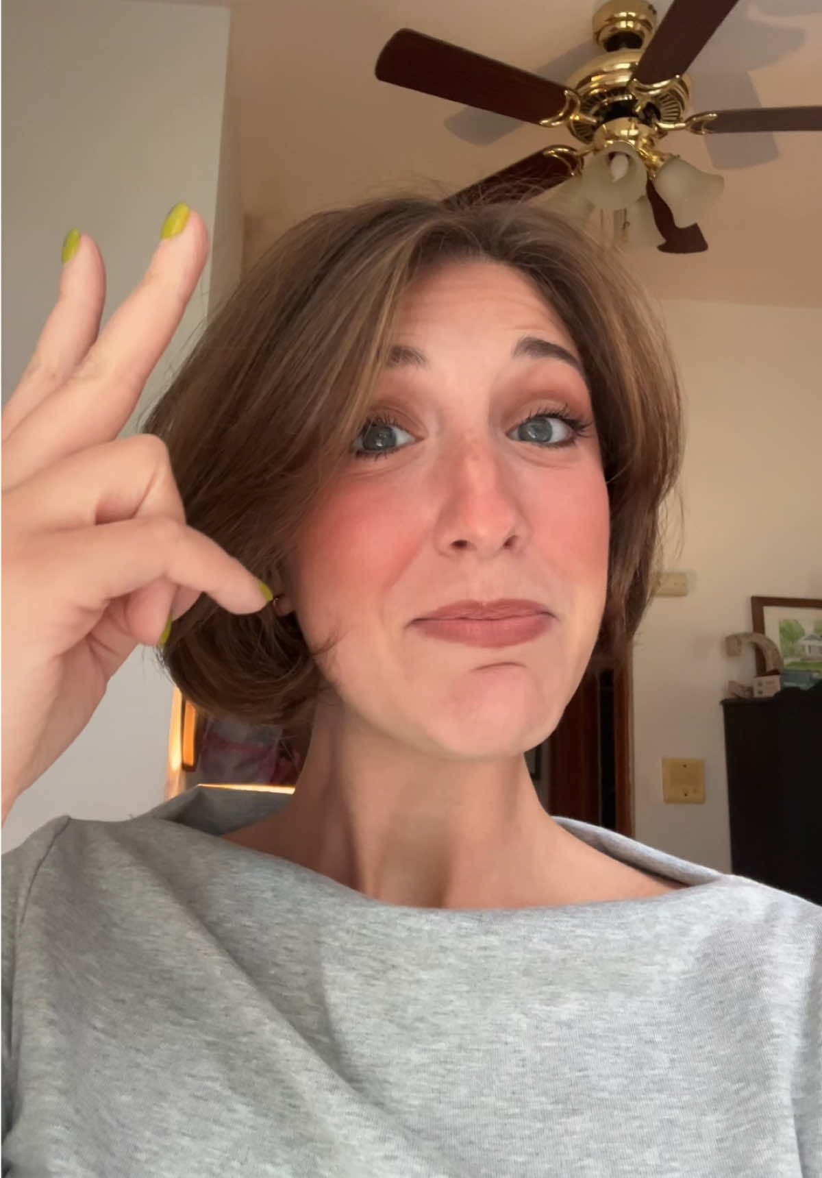 @caraleighclinton