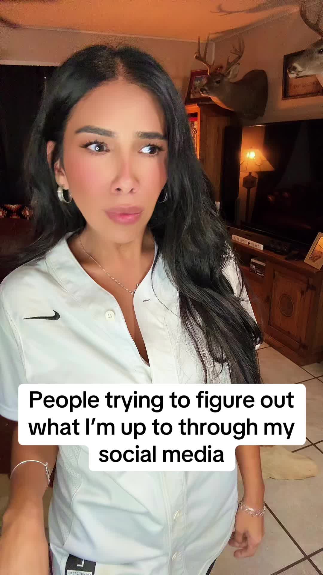 @KeepingUpWithVeronica