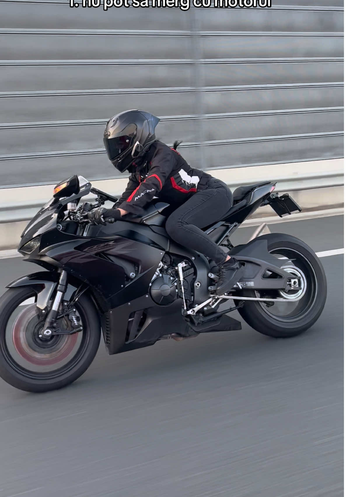 @Teodora | Fireblade RR-R