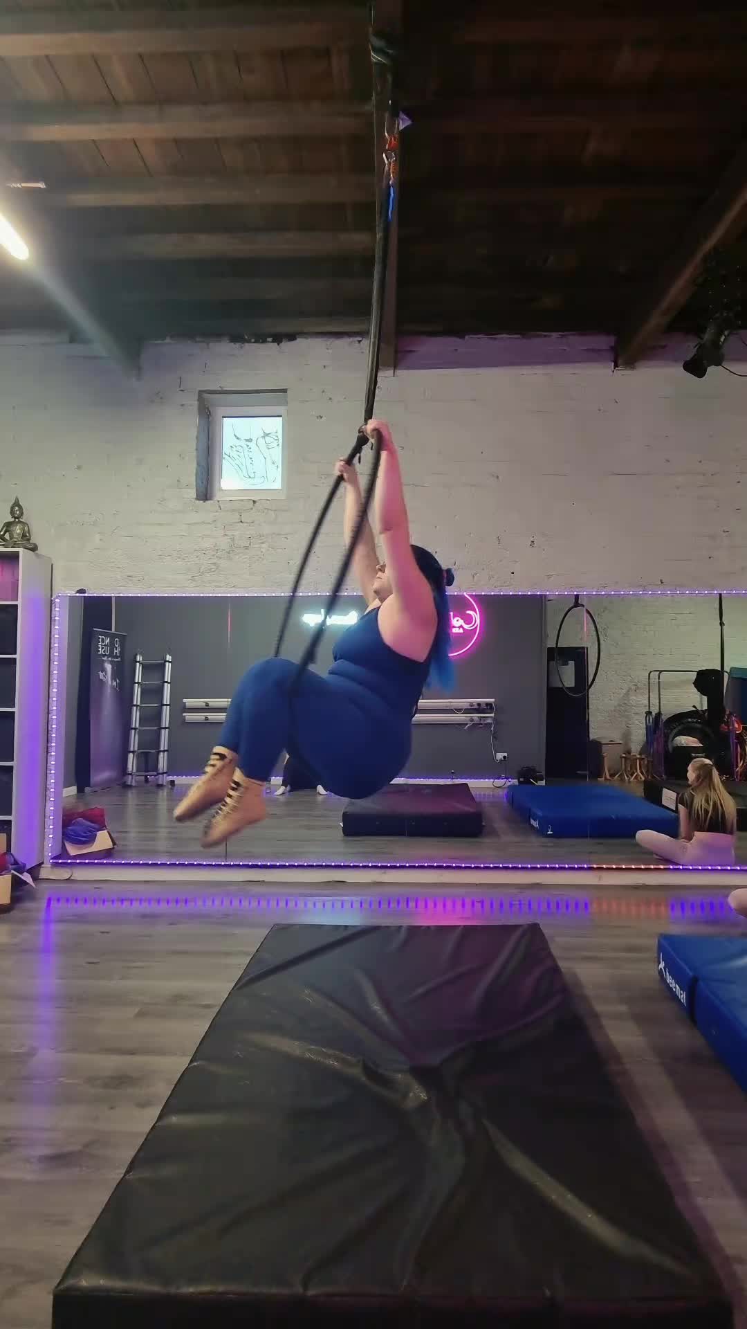 @RaeMysterio