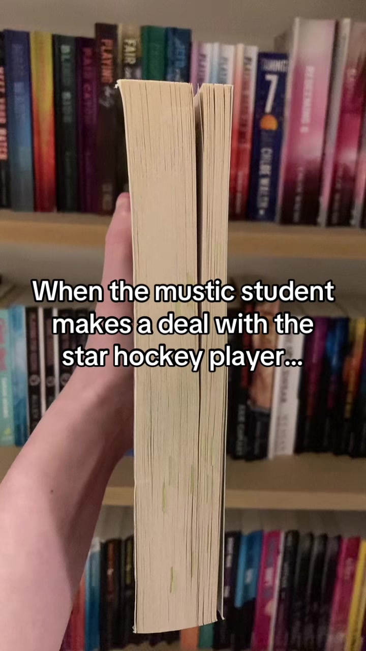 @lizziereadsbooks📚