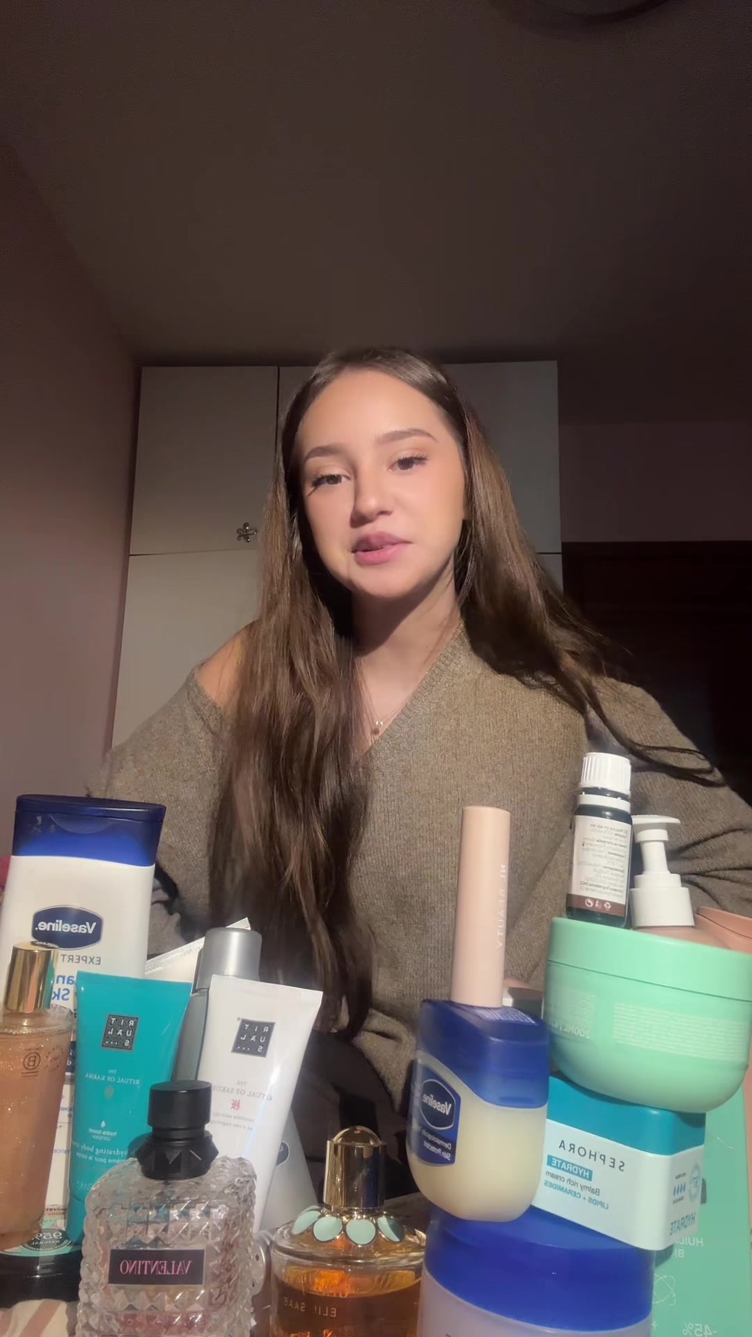 @izabela