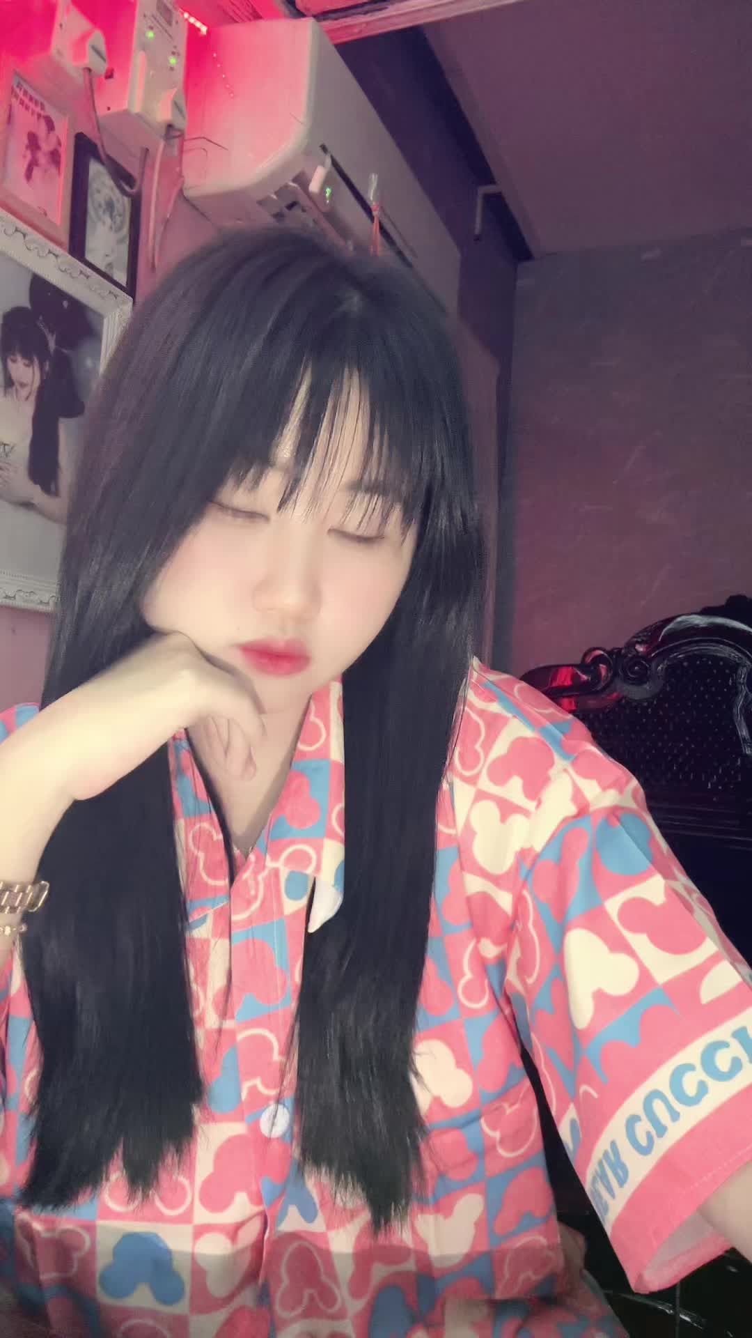 @Thae Su Zaw🌸
