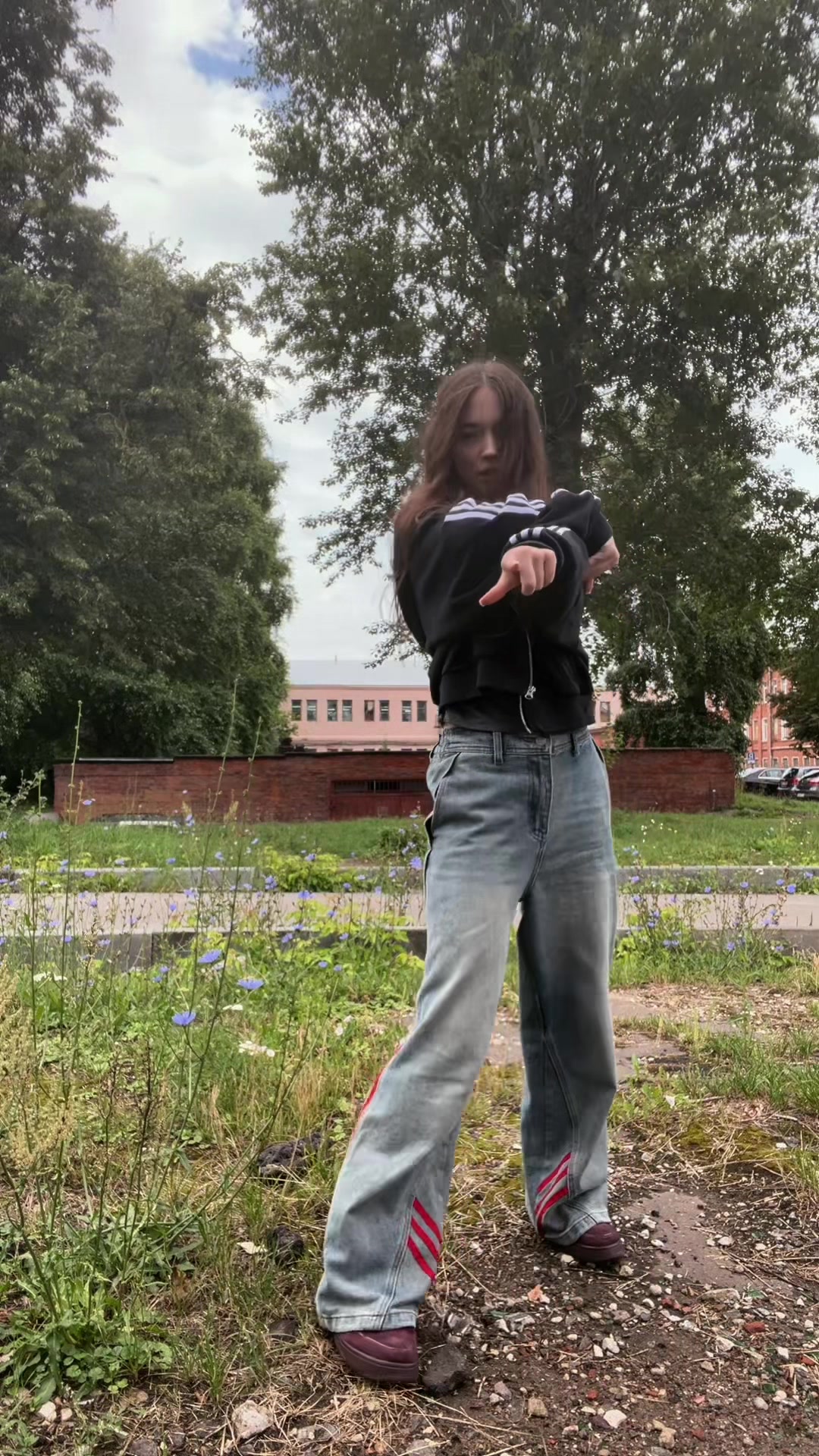 @лили