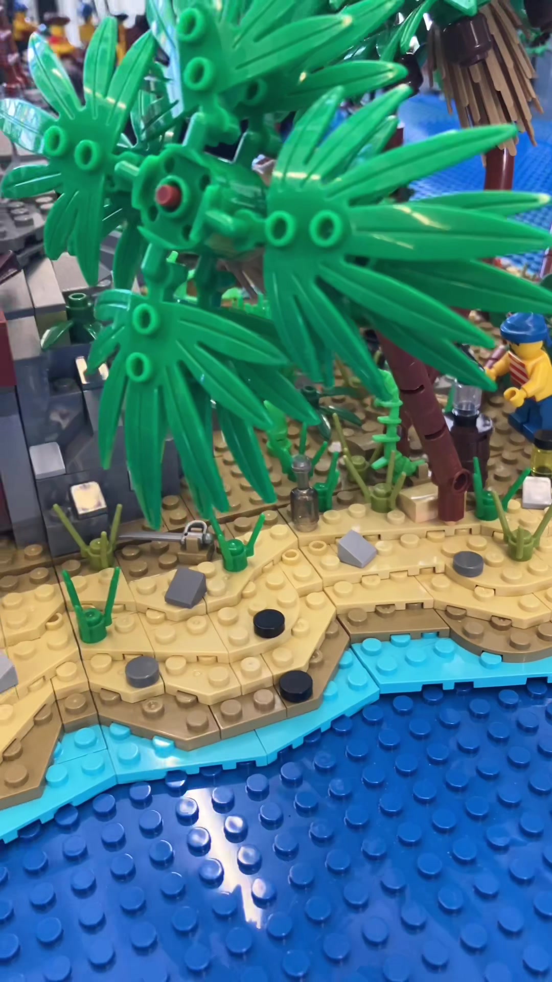 @LuxBricks
