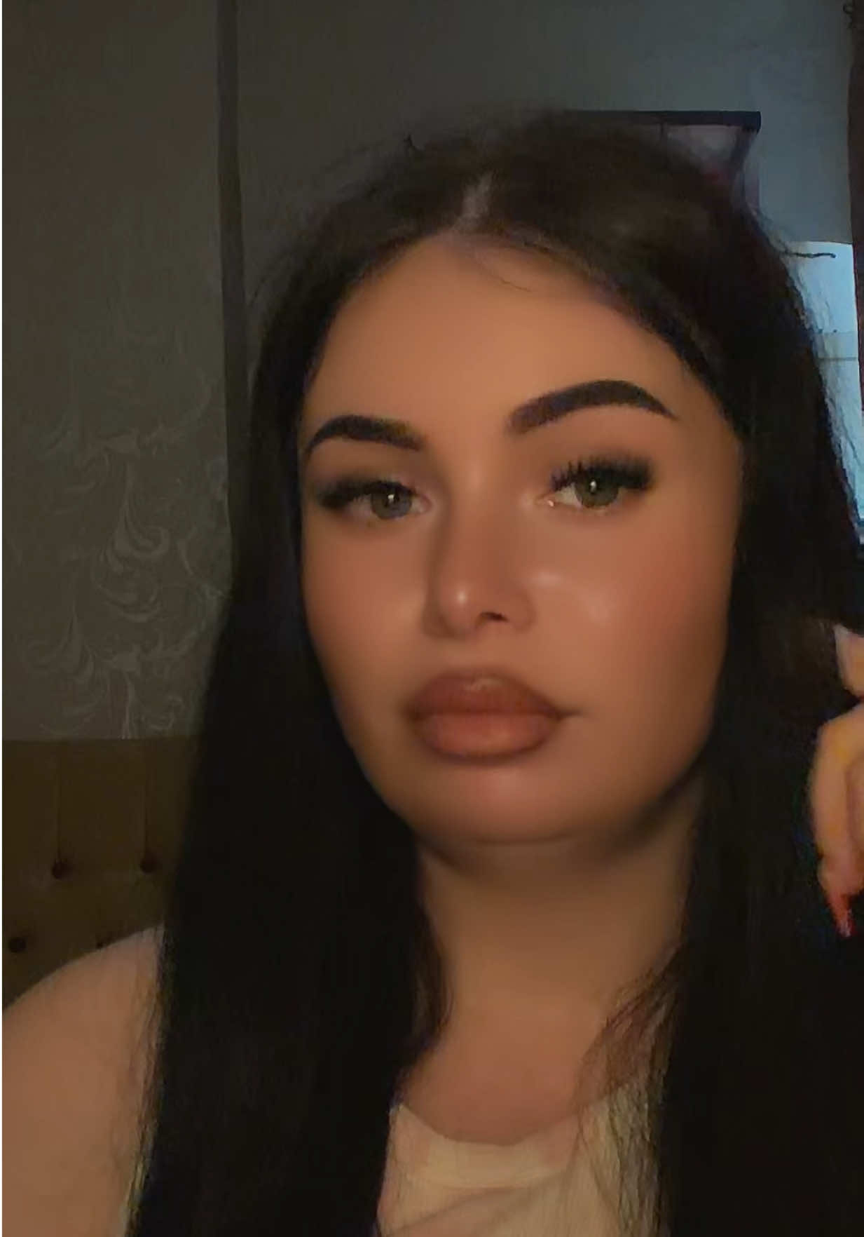 @r0x.ana1