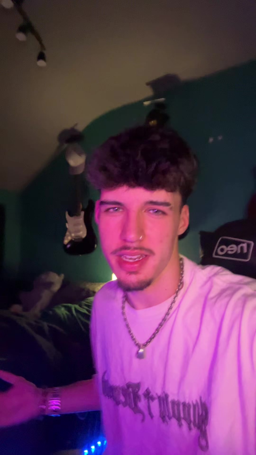 @haydenlewsley