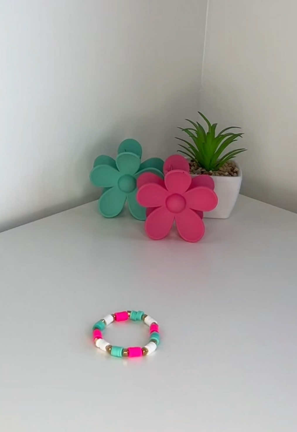 @beaded by leja