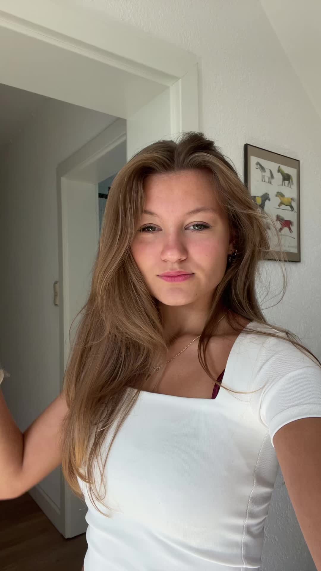 @𝐽𝑢𝑙𝑖𝑎