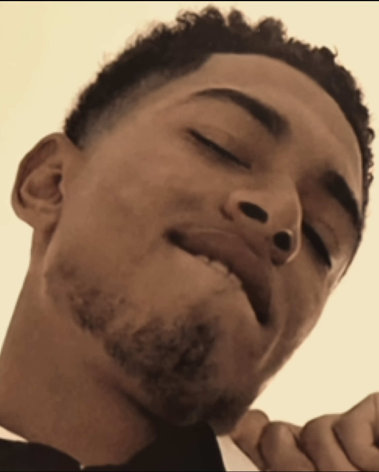 @⭑