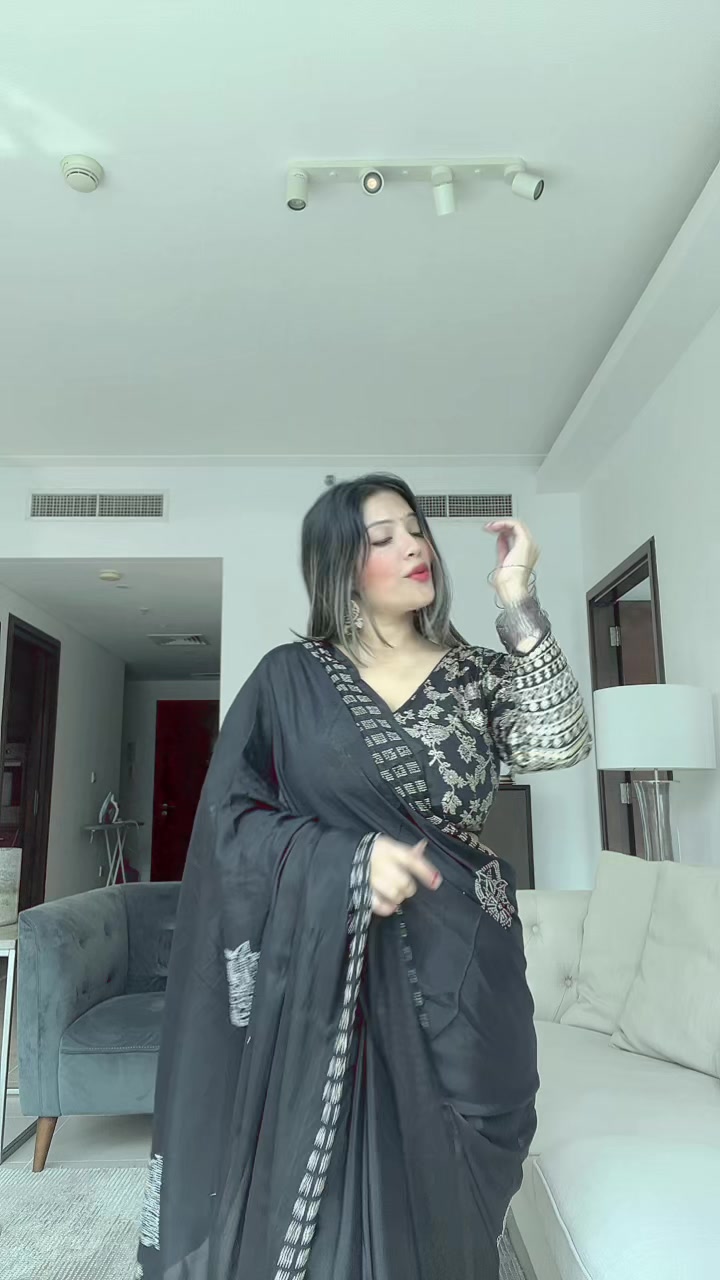 @Saney❤️😘