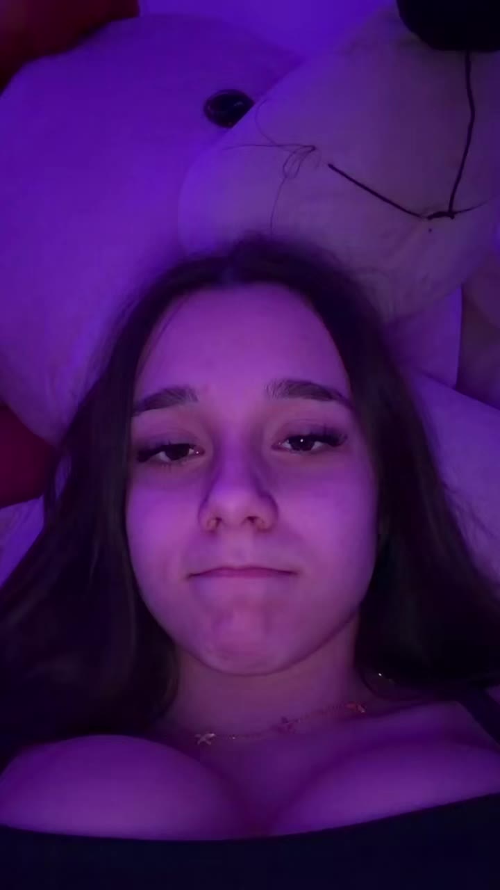 @vicky