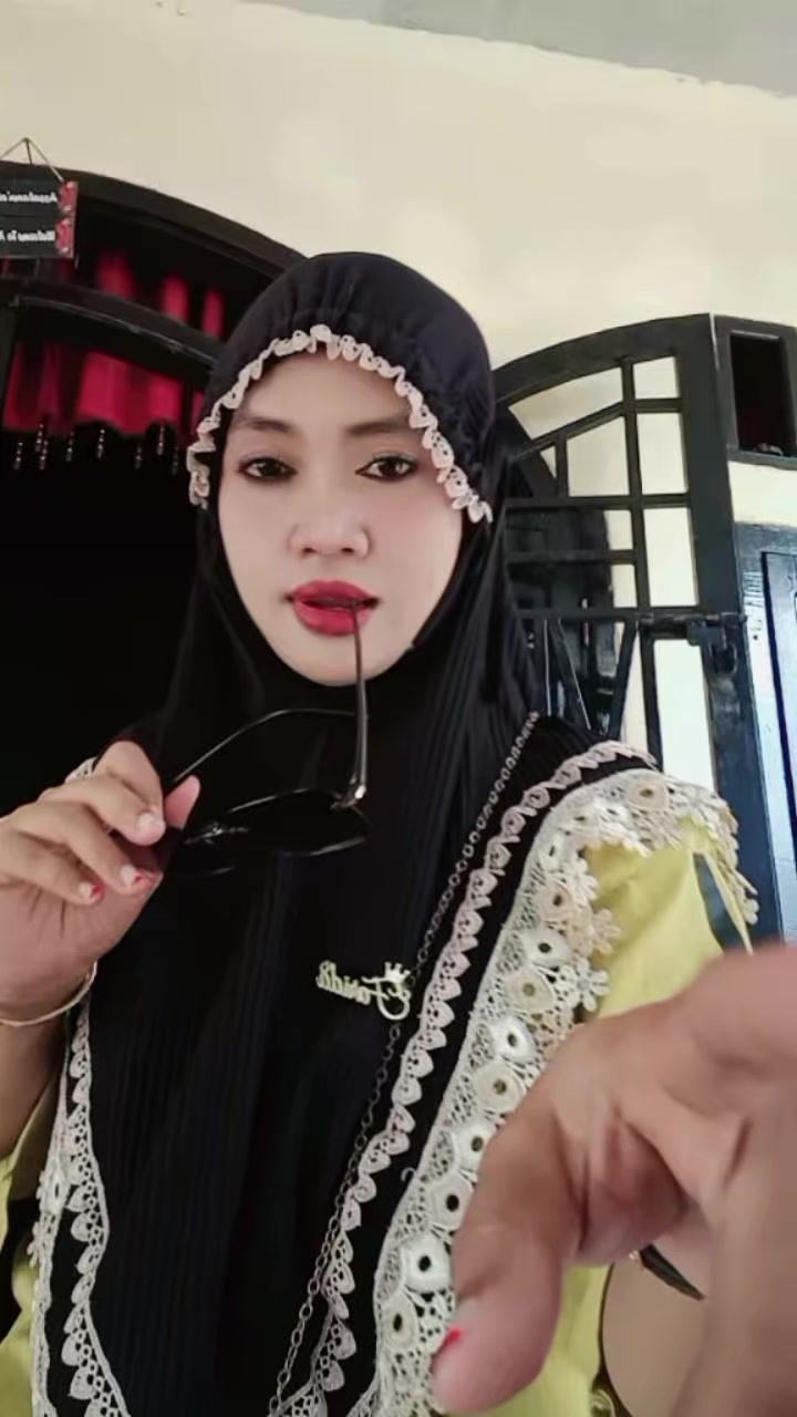 @🌸Bunda&bull;Dhesy🎀🌹
