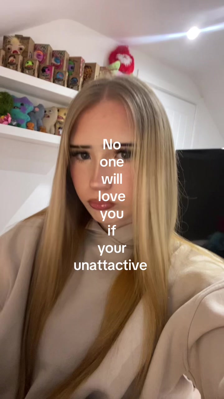 @🦄