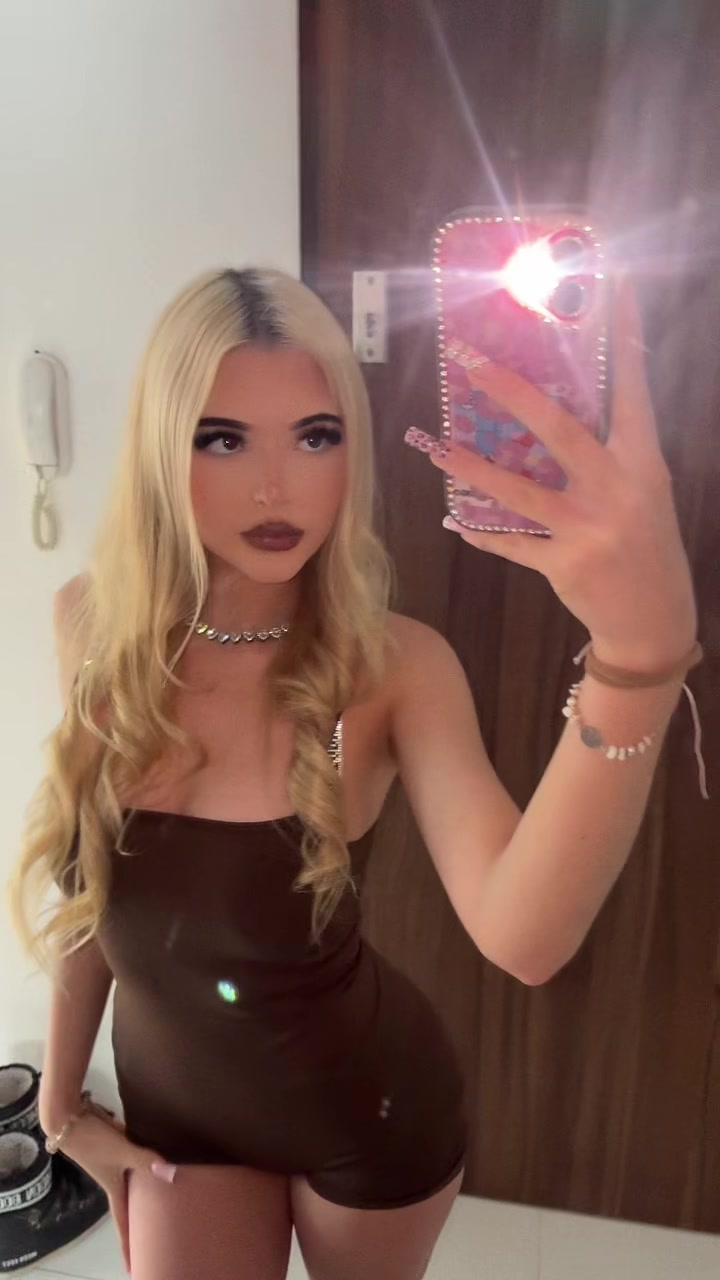 @𝓵𝓮𝓷𝓴𝓪💋