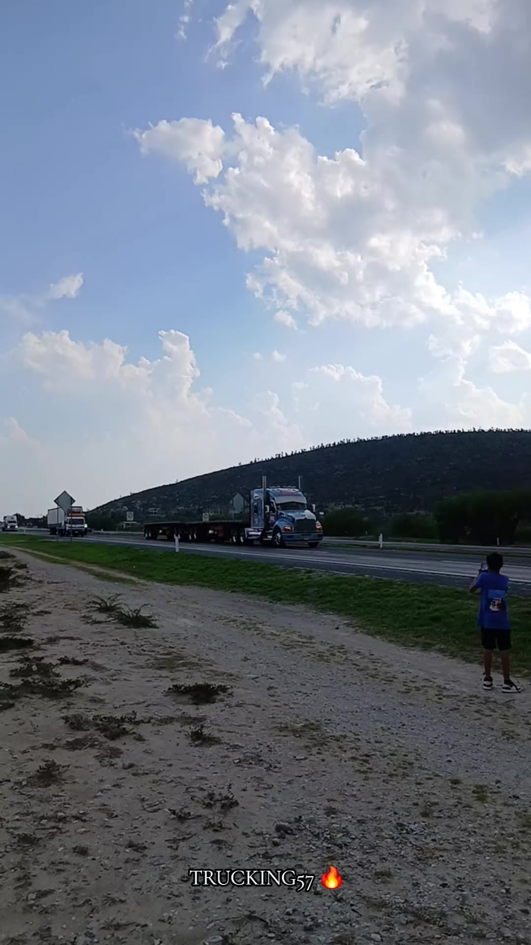 @Trucking 57♧