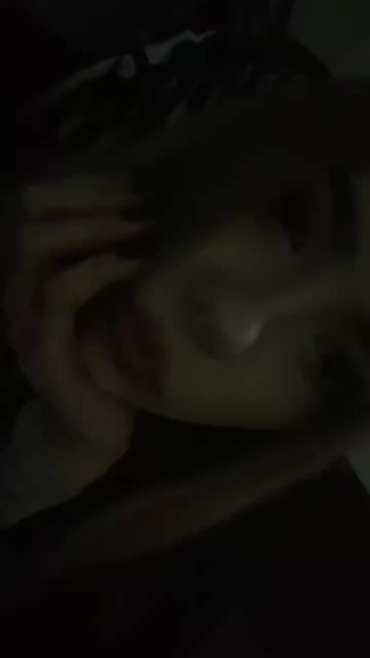 @𖣂