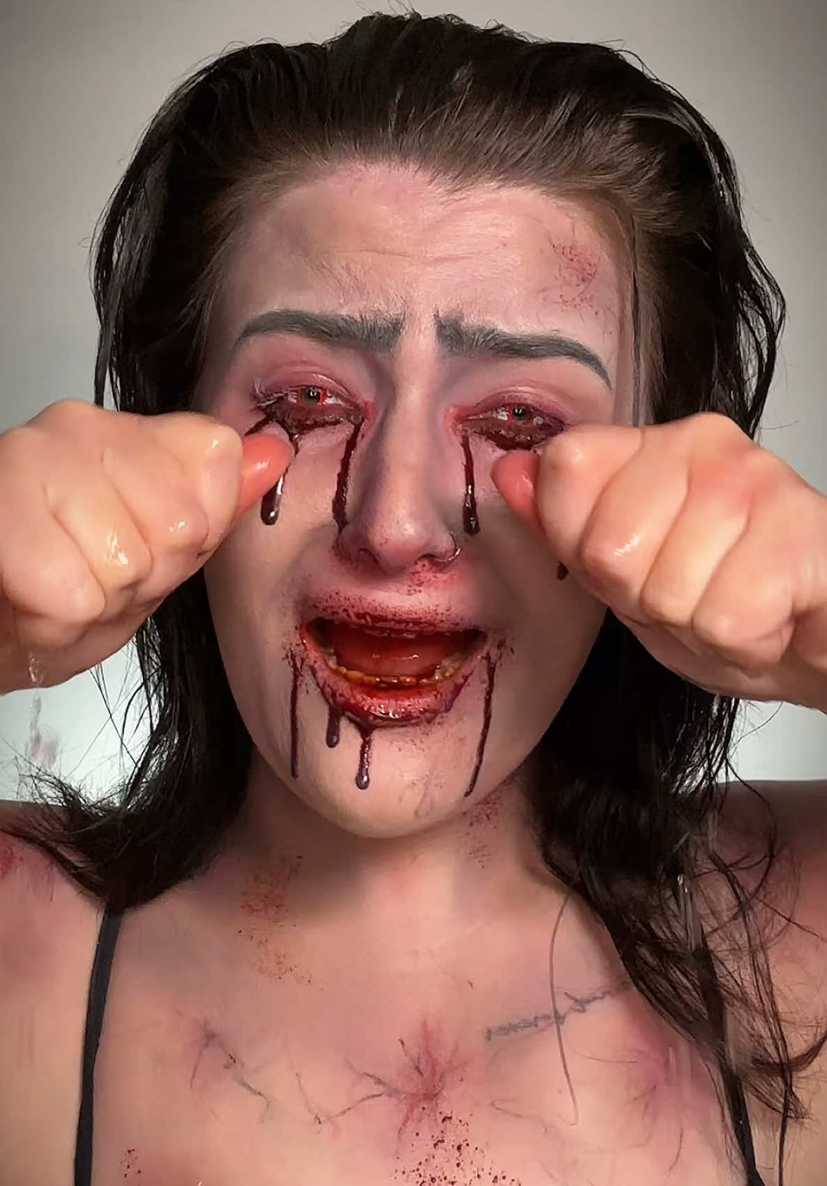 @Makeupby_ESC