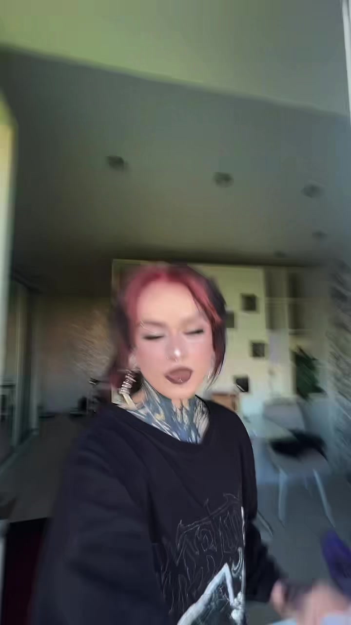 @Tsukini_suka🍅