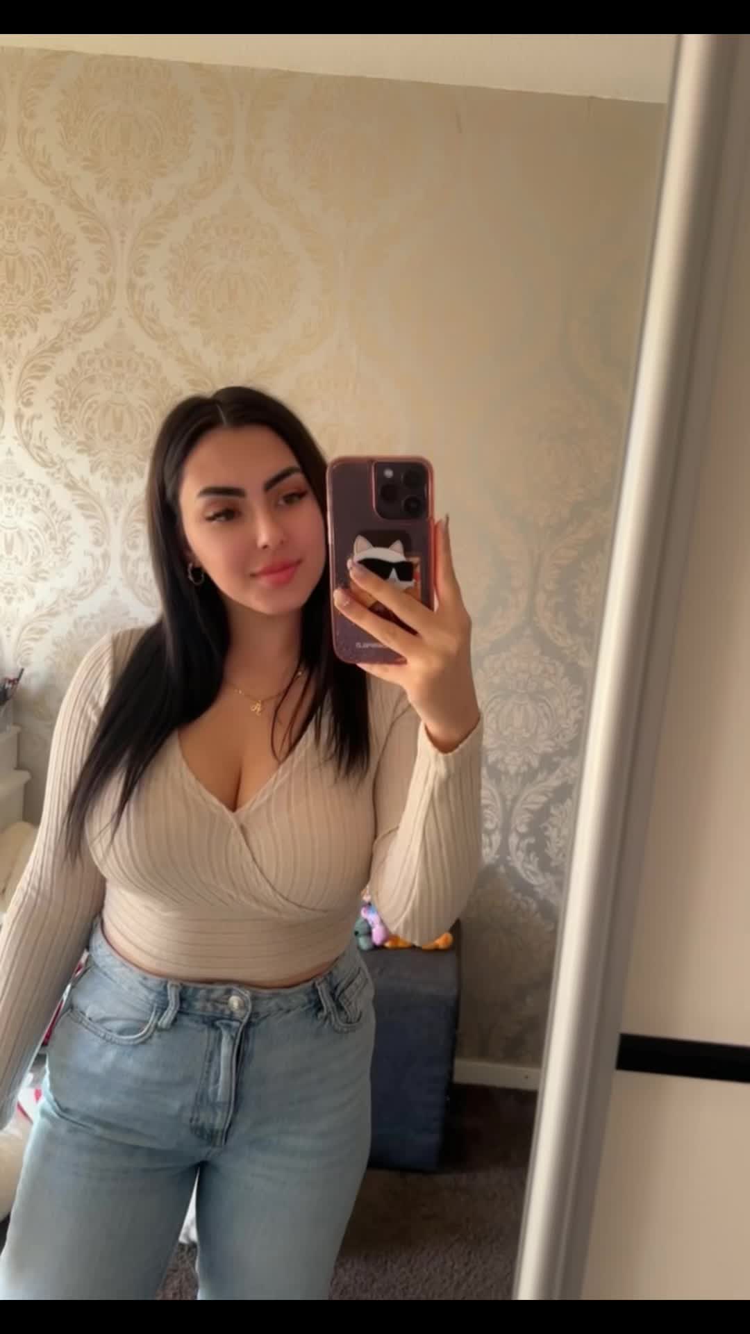 @Alexandra👑