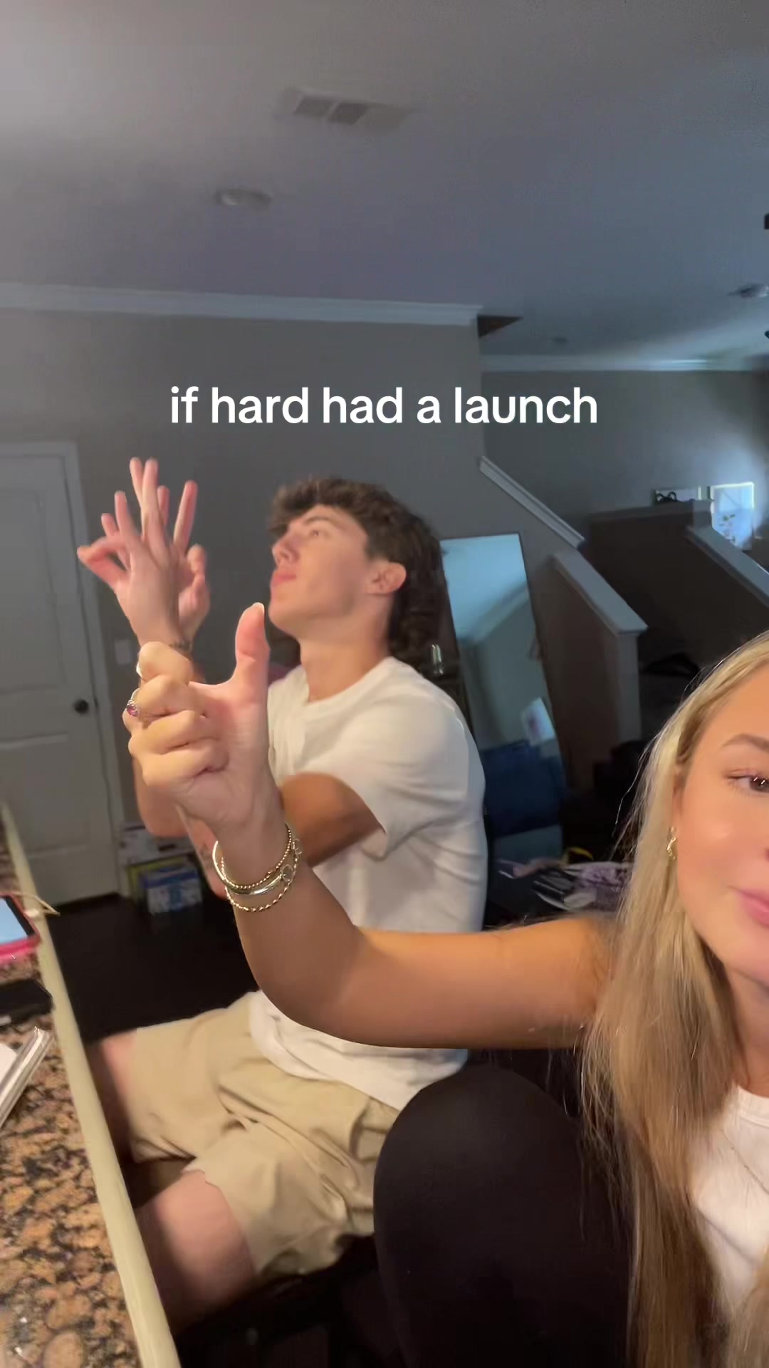 @CHLOMONEY$