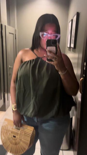 @britneeregail
