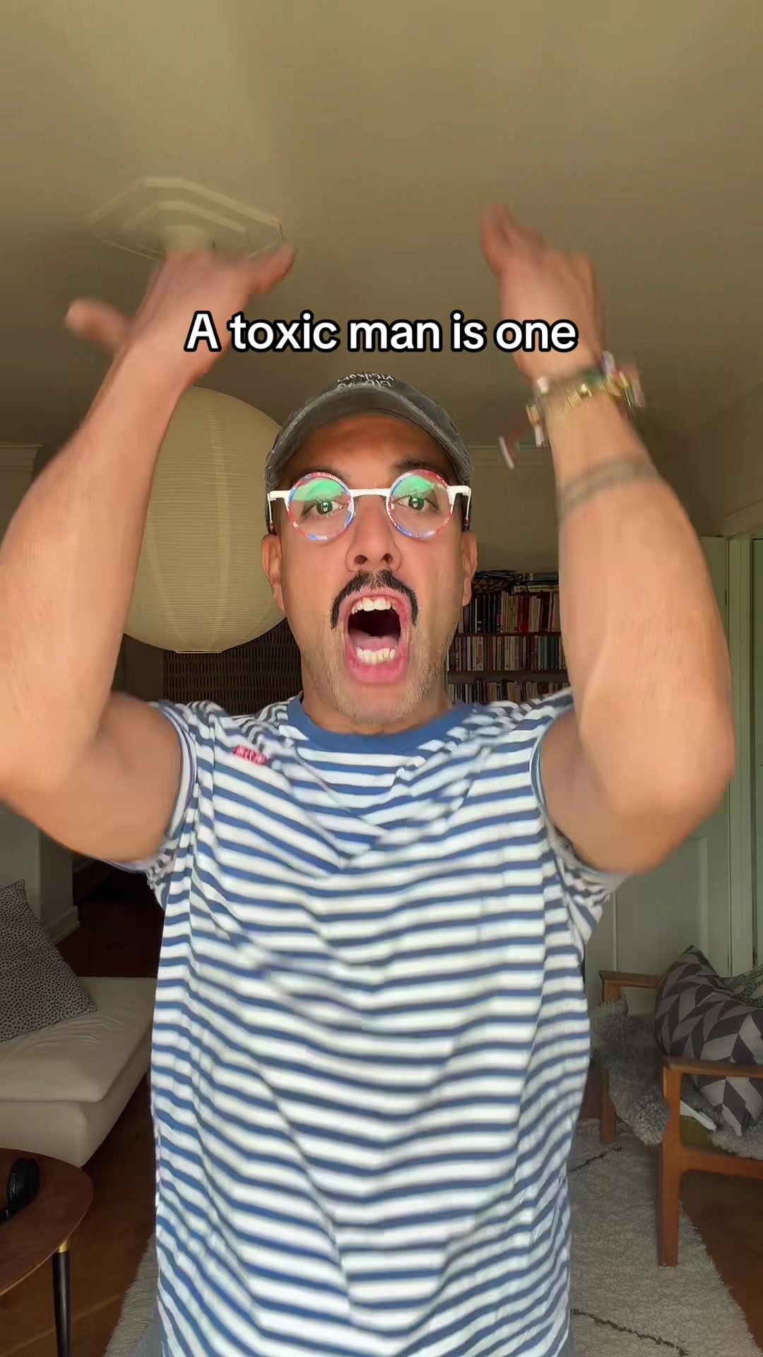 @YouYou