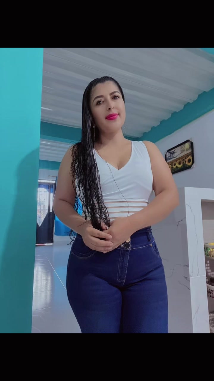 @Viviburbanito.te sigue🔥