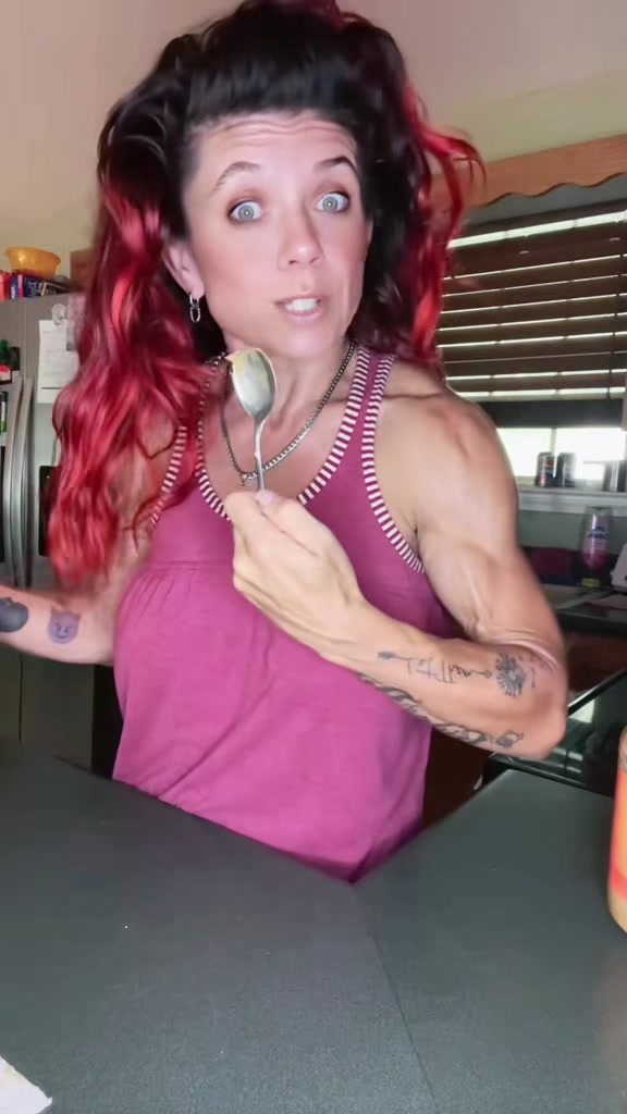 @RedneckBaddie