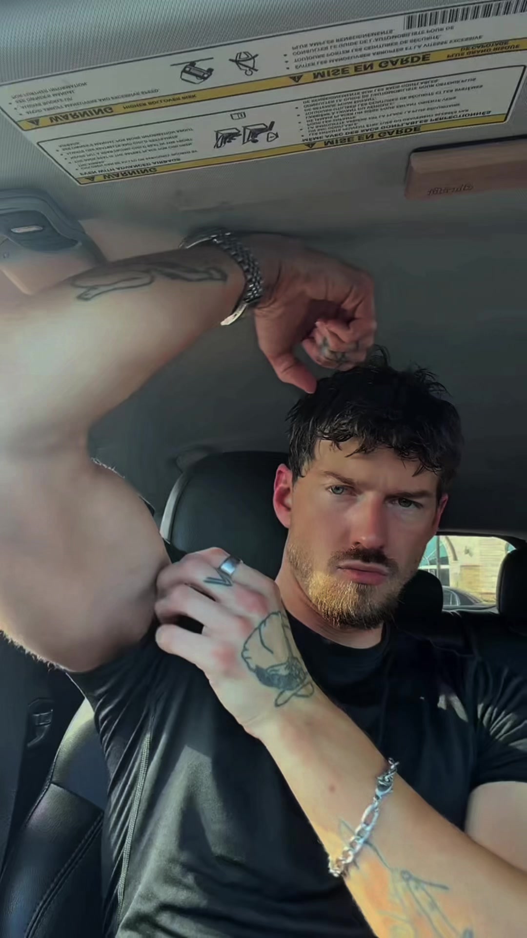@_wavesofblu_