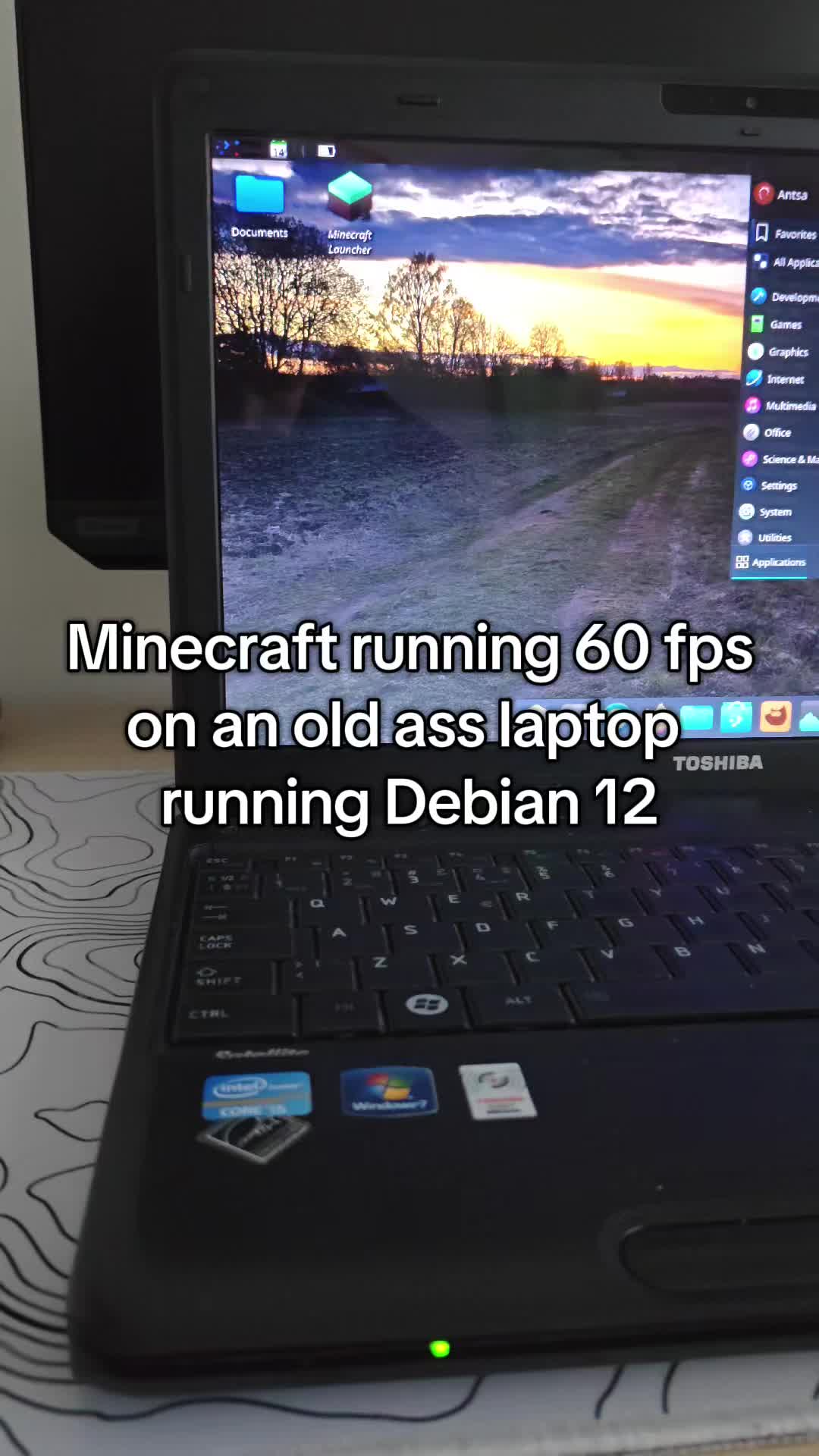 @kz9@fedora