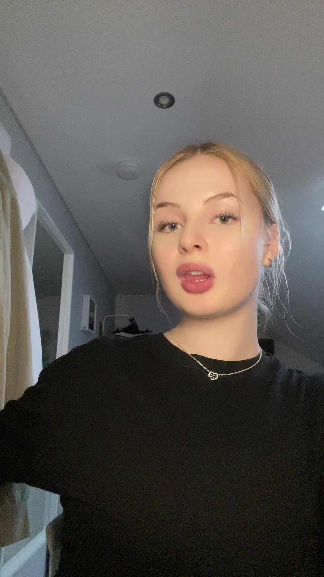 @Milena💥