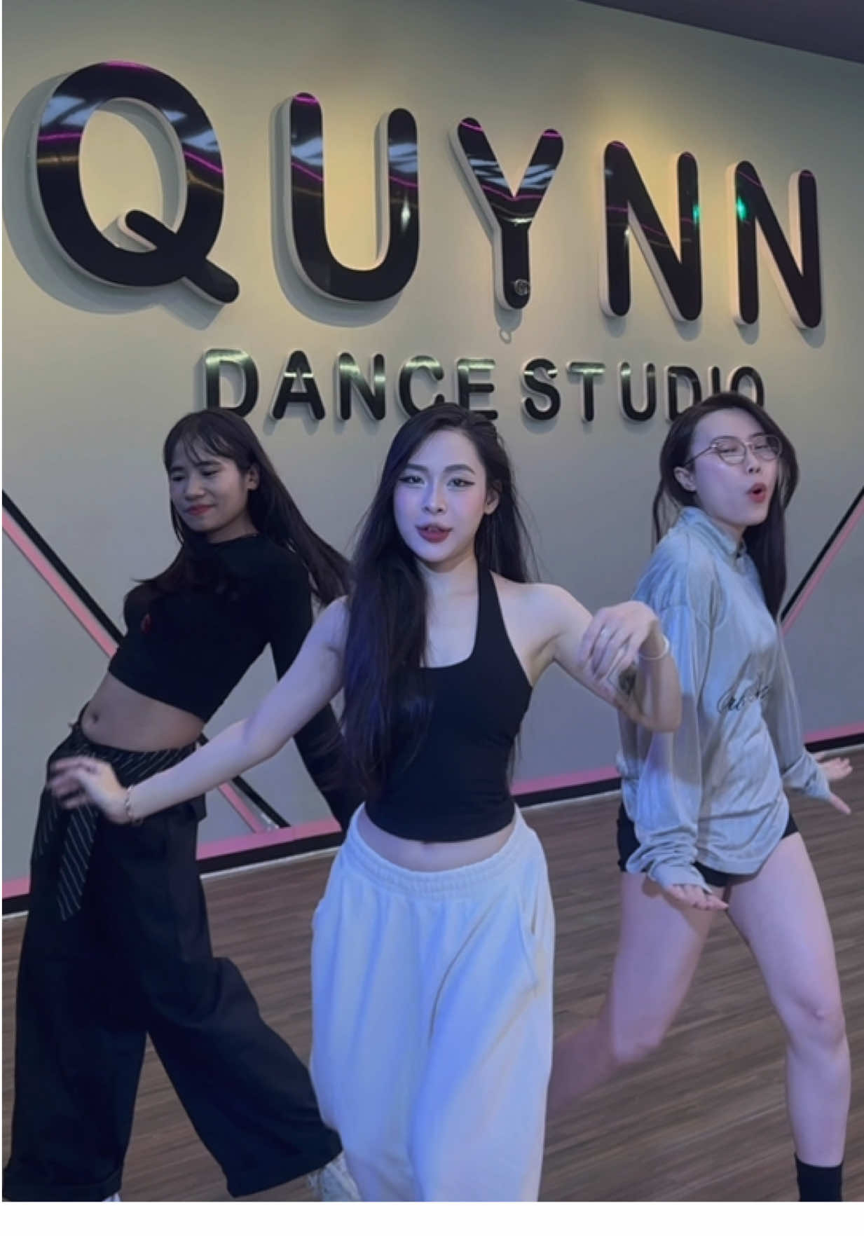 @QUYNN Dance Studio