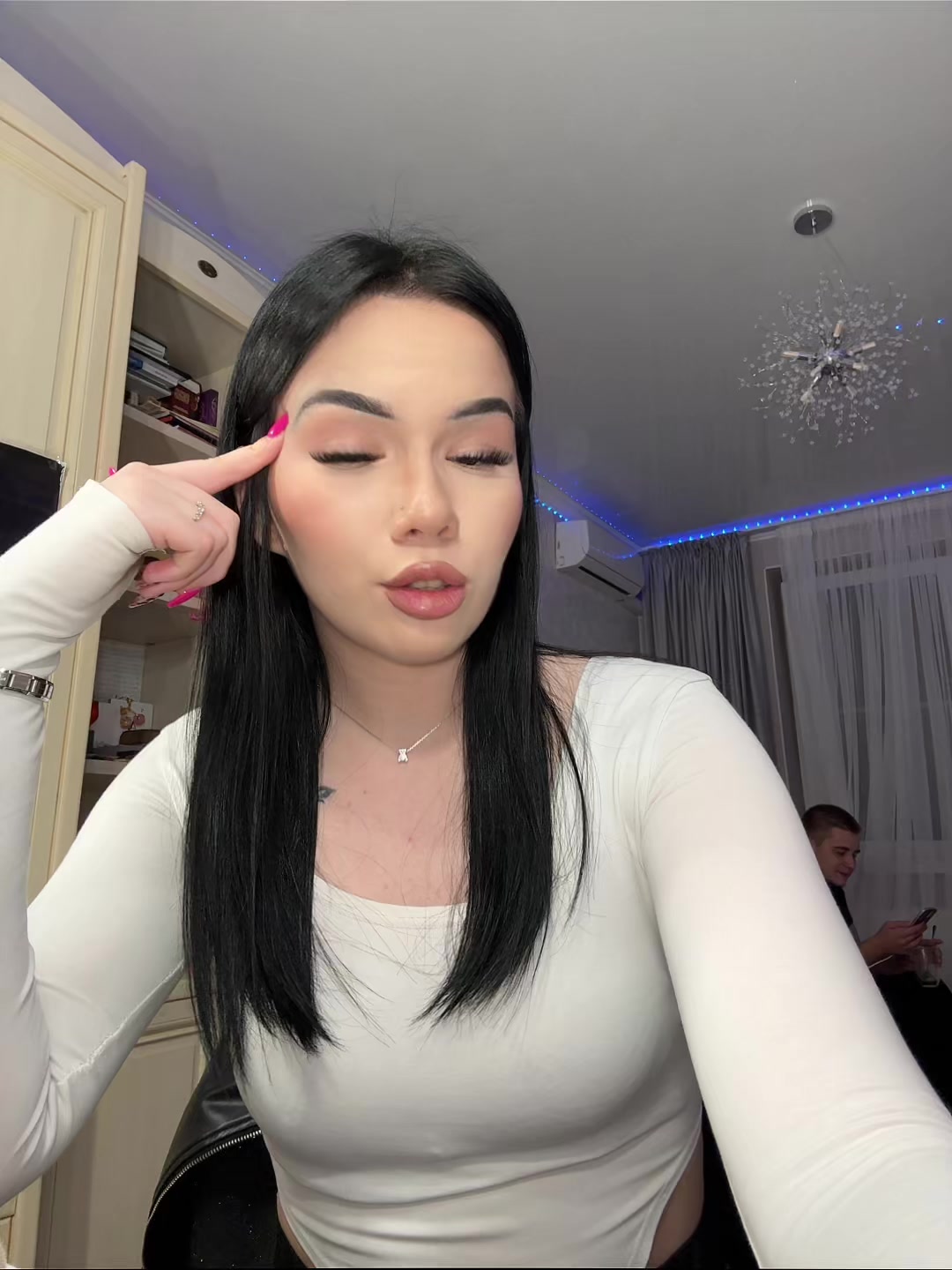 @kis.kisyaa