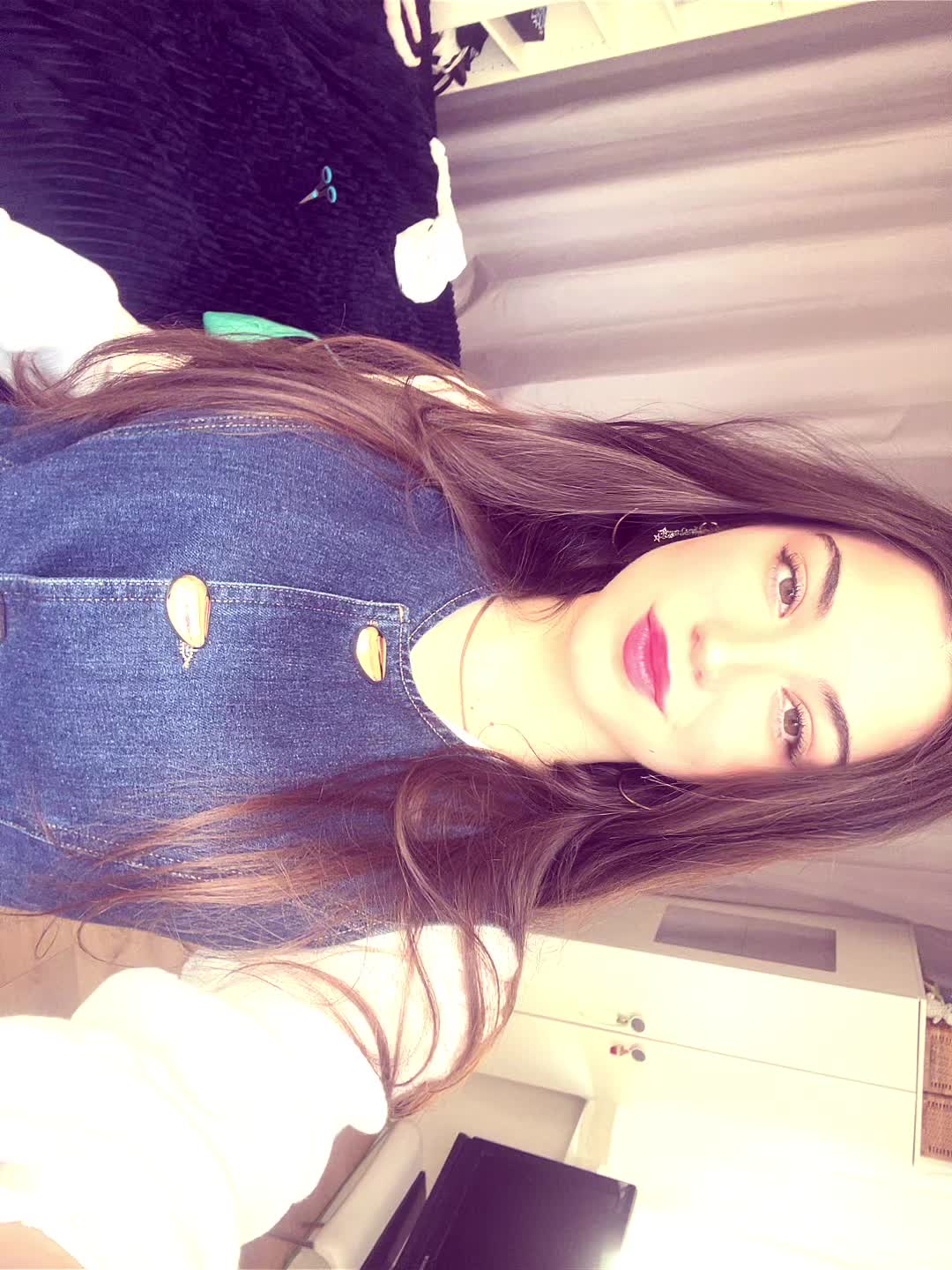 @laauuritaaaaaaa