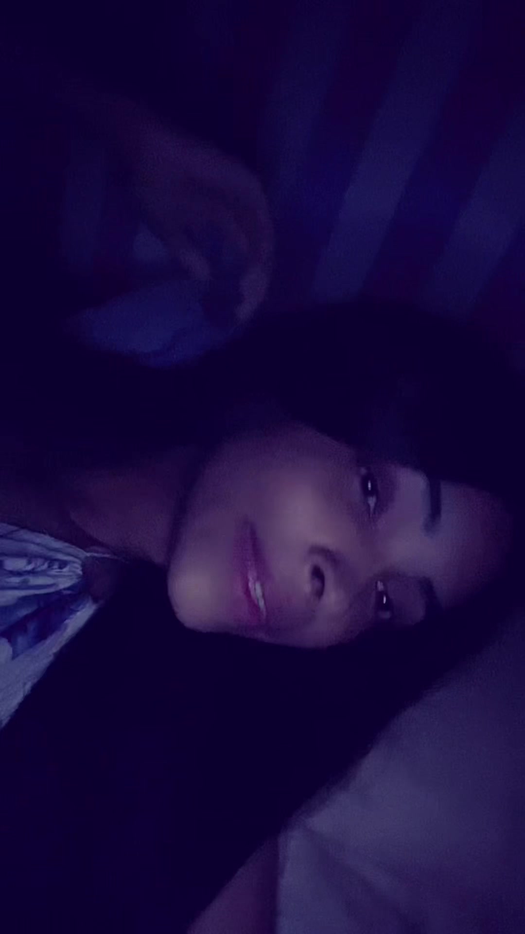 @Vit&oacute;ria 🖤