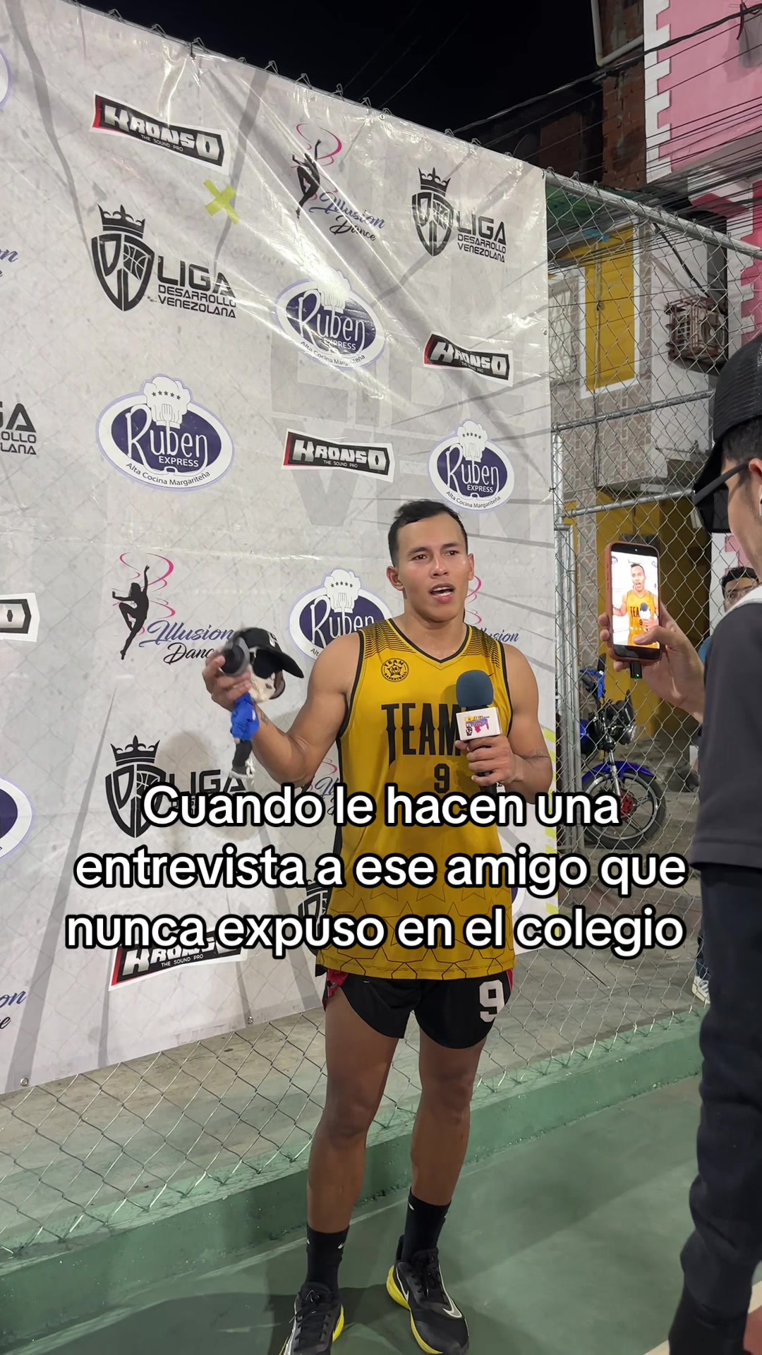 @untalchino_