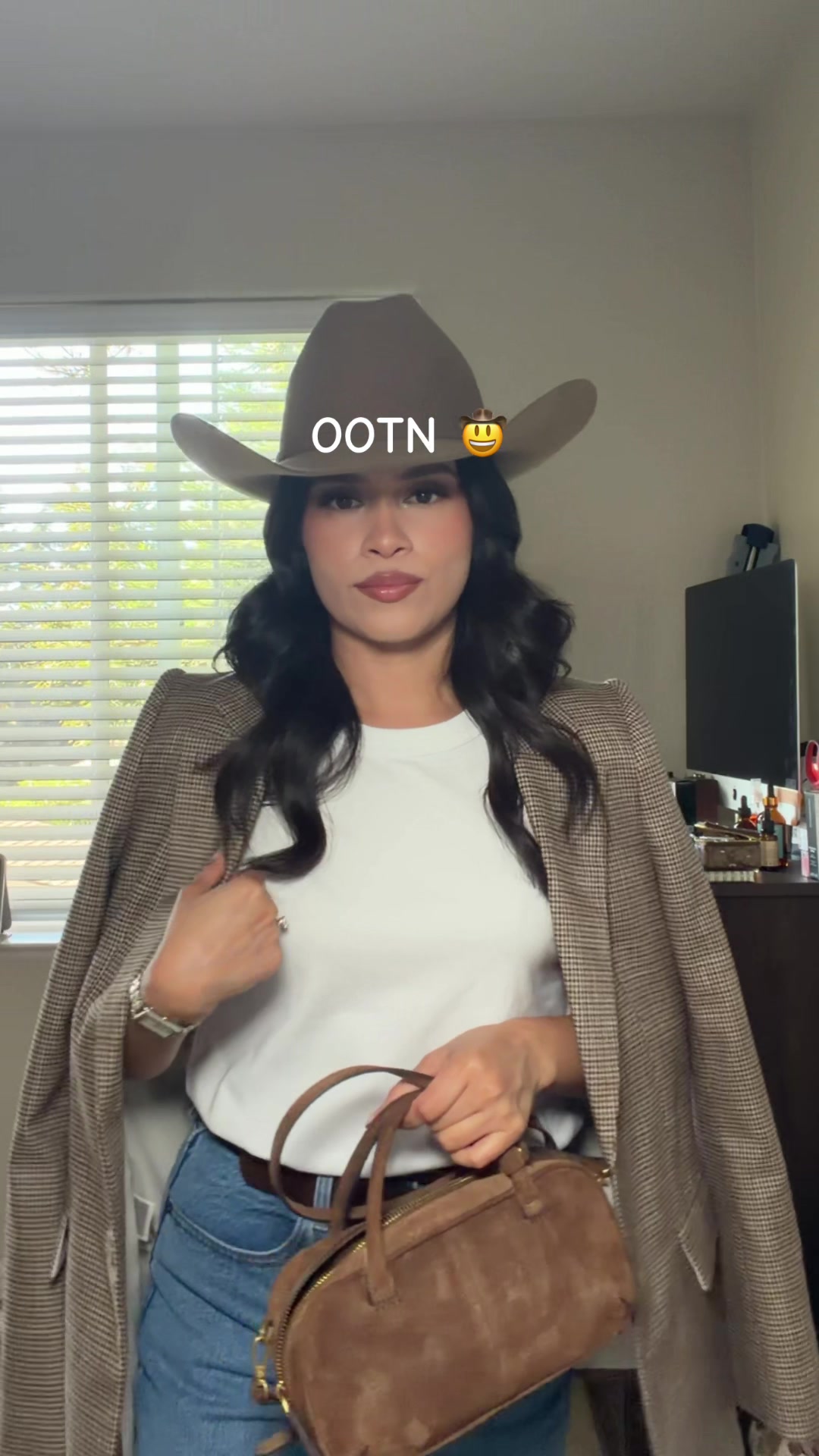 @Cynthia V.