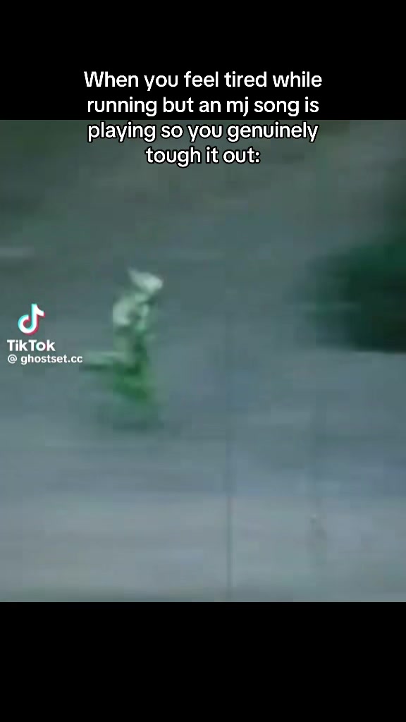 @⃟