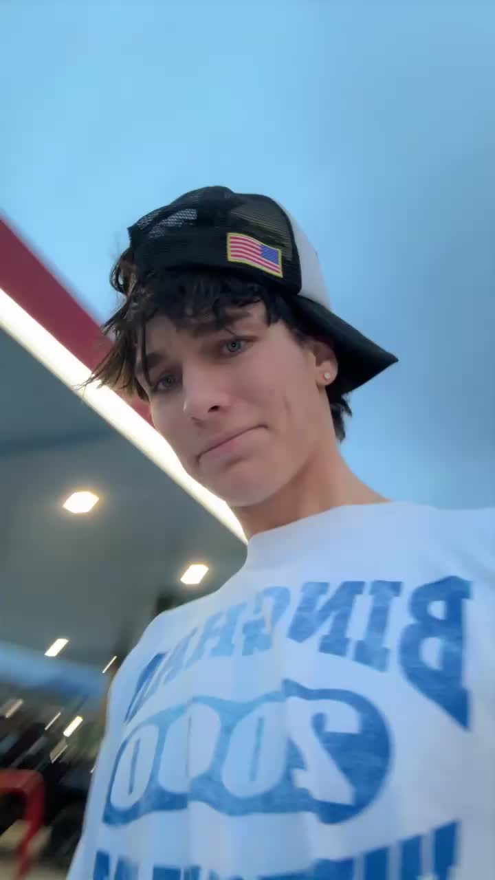 @Bj